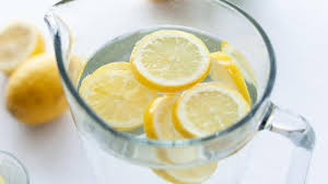 Benarkah Meminum Air Lemon Dingin dapat Turunkan Berat Badan?